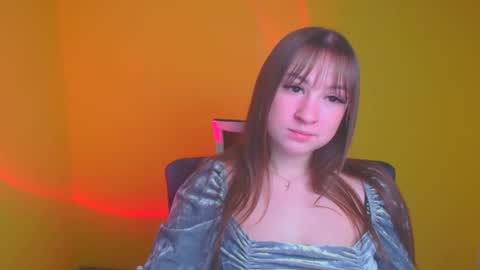 Jennifer online show from December 2024 06:44:01 PM