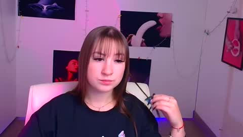 Jennifer online show from December 2024 04:27:02 PM