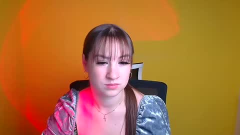 Jennifer online show from December 2024 11:28:02 PM