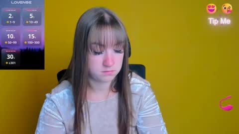 Jennifer online show from September 2025 05:28:02 AM