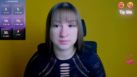 Jennifer online show from September 2025 05:42:01 AM