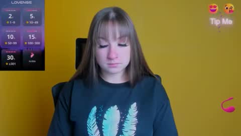 Jennifer online show from October 2025 05:58:02 AM