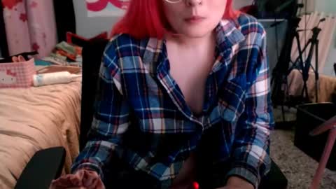 Jennifer Gwen online show from October 2025 05:00:02 AM