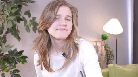 Sofia  online show from March 2026 07:09:02 AM