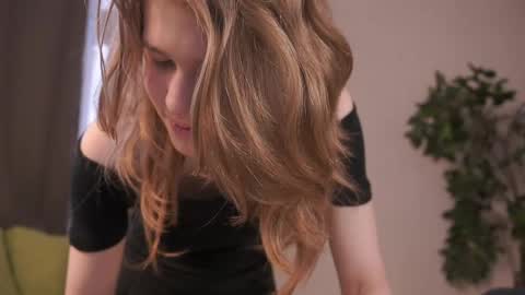 Snapshot of jenniferrakow chatting on May 2026 09:06:01 AM Sofia online show from May 2026 09:06:01 AM