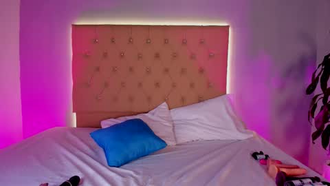 Snapshot of jenny__lawrence chatting on January 2026 07:38:02 PM jenny__lawrence online show from January 2026 07:38:02 PM