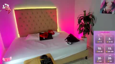 Snapshot of jenny__lawrence chatting on February 2026 09:05:01 AM jenny__lawrence online show from February 2026 09:05:01 AM