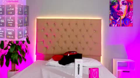 Snapshot of jenny__lawrence chatting on March 2026 09:05:02 AM jenny__lawrence online show from March 2026 09:05:02 AM