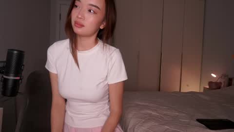Snapshot of jenny__lii chatting on May 2026 04:24:01 PM call me Jenny online show from May 2026 04:24:01 PM