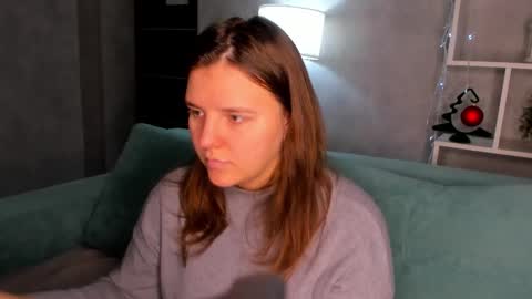 Jenny online show from December 2025 09:18:02 AM