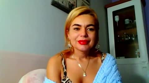 Snapshot of jenny_play1 chatting on December 2024 08:30:02 AM Jenny online show from December 2024 08:30:02 AM