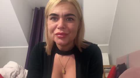 Snapshot of jenny_play1 chatting on December 2024 03:20:02 PM Jenny online show from December 2024 03:20:02 PM