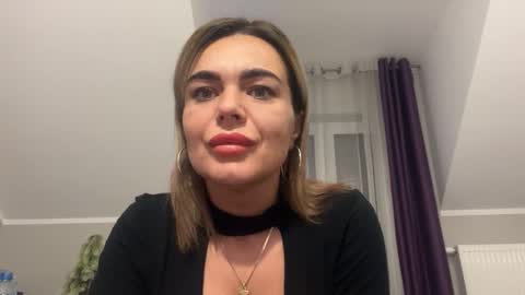 Snapshot of jenny_play1 chatting on February 2025 07:50:01 AM Jenny online show from February 2025 07:50:01 AM