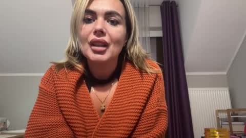 Snapshot of jenny_play1 chatting on October 2025 02:46:02 PM Jenny online show from October 2025 02:46:02 PM