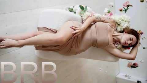 Jenny NO Nude online show from November 2025 05:02:02 PM