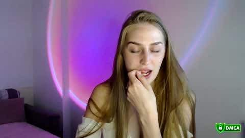 The Flower Power Models online show from October 2025 01:42:02 PM
