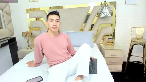 Snapshot of jeong_matias chatting on December 2025 07:42:01 PM Matias Jeong online show from December 2025 07:42:01 PM