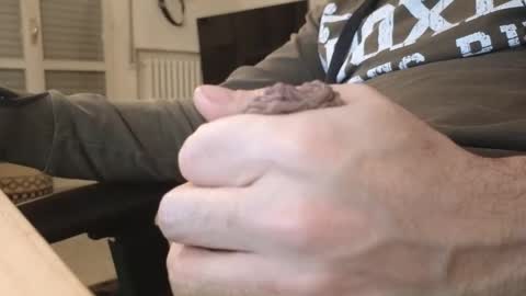 Machine  Sperme  online show from December 2024 11:58:02 PM