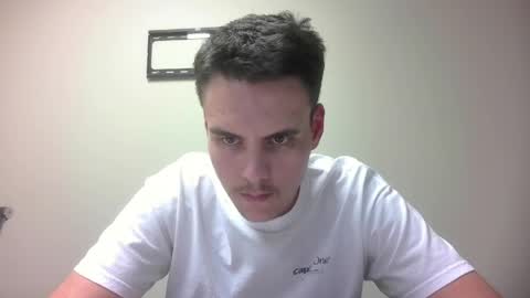 jerkjon1692 online show from April 2026 07:49:02 PM