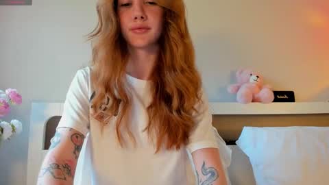 AriIm not broadcasting at the moment but if you miss me and want to be private with me herewrite to me on Insta-xmysooul online show from December 2025 03:57:01 AM