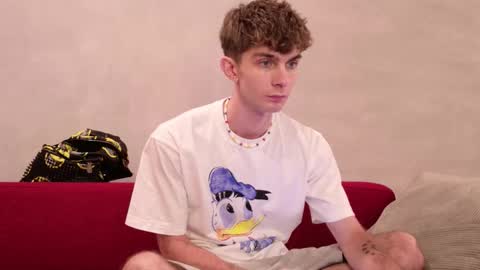 Jerry  online show from February 2026 08:40:01 PM