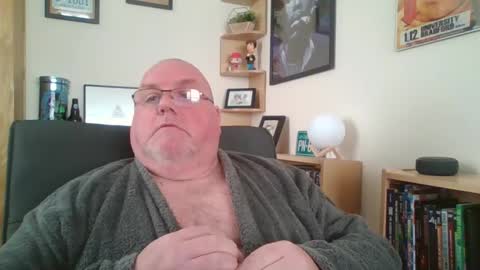 Snapshot of jerseyhammer01 chatting on January 2025 09:01:02 AM Harry online show from January 2025 09:01:02 AM