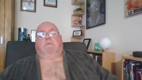 Snapshot of jerseyhammer01 chatting on February 2025 08:33:02 AM Harry online show from February 2025 08:33:02 AM