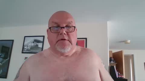 Snapshot of jerseyhammer01 chatting on September 2025 07:47:01 AM Harry online show from September 2025 07:47:01 AM