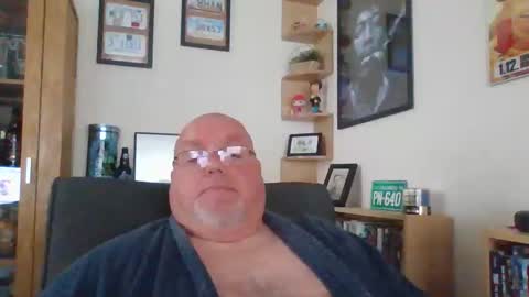 Snapshot of jerseyhammer01 chatting on September 2025 07:46:01 AM Harry online show from September 2025 07:46:01 AM