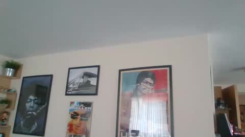 Snapshot of jerseyhammer01 chatting on October 2025 08:25:01 AM Harry online show from October 2025 08:25:01 AM