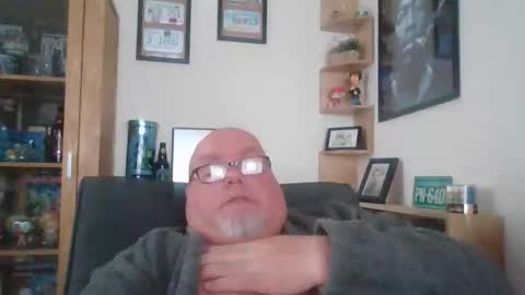 Snapshot of jerseyhammer01 chatting on October 2025 08:59:01 AM Harry online show from October 2025 08:59:01 AM