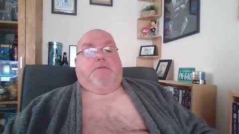 Snapshot of jerseyhammer01 chatting on October 2025 08:38:01 AM Harry online show from October 2025 08:38:01 AM