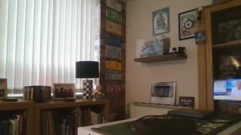 Snapshot of jerseyhammer01 chatting on November 2025 09:09:01 AM Harry online show from November 2025 09:09:01 AM