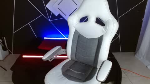 Snapshot of jesiclark chatting on January 2025 01:53:02 AM sofi online show from January 2025 01:53:02 AM