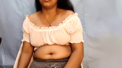 Jesmin online show from May 2026 09:49:02 AM