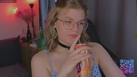  JessieVibes online show from May 2026 03:31:01 PM