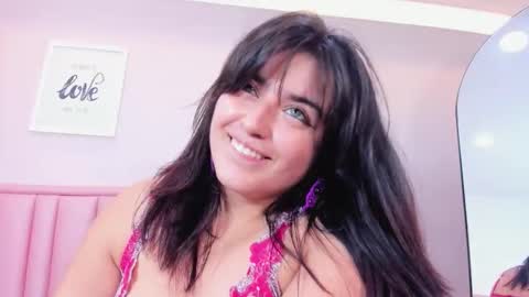 Jess online show from November 2025 03:50:02 AM