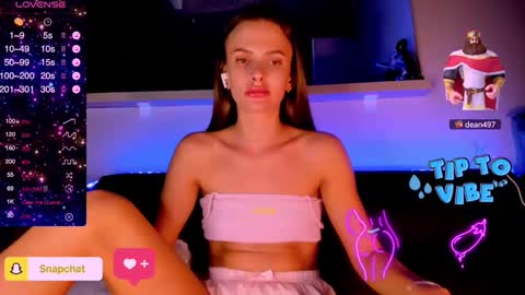 Jess online show from February 2025 09:25:02 PM