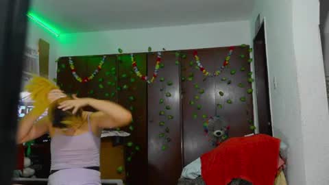 Snapshot of jess_sweett chatting on January 2026 08:45:01 PM Jessica online show from January 2026 08:45:01 PM