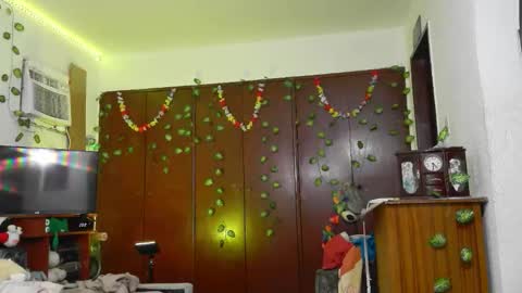 Snapshot of jess_sweett chatting on January 2026 09:05:02 PM Jessica online show from January 2026 09:05:02 PM