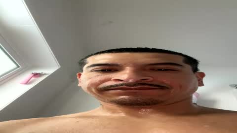 Hungjessy online show from May 2026 10:05:02 PM