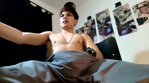 jesshot_bigcock online show from May 2026 03:14:01 AM