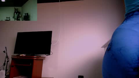 Yessik Rodriguez online show from March 2026 06:11:01 PM