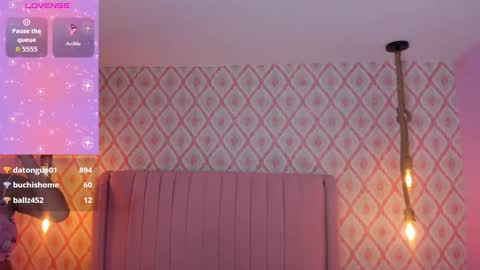 Snapshot of jessi_jones1 chatting on February 2026 06:40:02 AM J E S S I online show from February 2026 06:40:02 AM