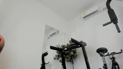 Snapshot of jessi_powel chatting on January 2025 01:56:02 PM Jess online show from January 2025 01:56:02 PM