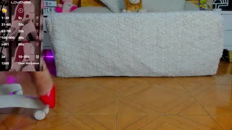 Snapshot of jessica_angel_sweet chatting on October 2025 10:58:02 PM online show from October 2025 10:58:02 PM