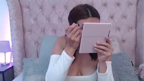 Snapshot of jessica_carter_ chatting on January 2025 06:21:01 PM Jessica online show from January 2025 06:21:01 PM