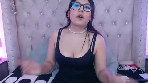 Snapshot of jessica_carter_ chatting on November 2025 06:18:01 PM Jessica online show from November 2025 06:18:01 PM