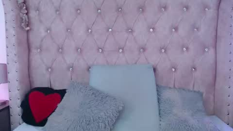 Snapshot of jessica_carter_ chatting on November 2025 06:07:01 PM Jessica online show from November 2025 06:07:01 PM