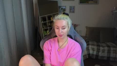 Snapshot of jessica_hanson chatting on February 2025 08:24:01 AM Jessy online show from February 2025 08:24:01 AM